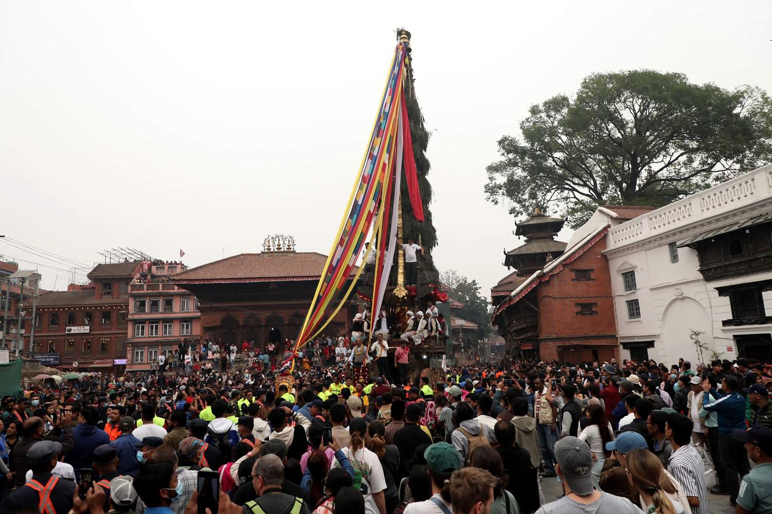 जनबहालस्थित मन्दिरमा फर्काइयो सेतो मच्छेन्द्रनाथको मूर्ति